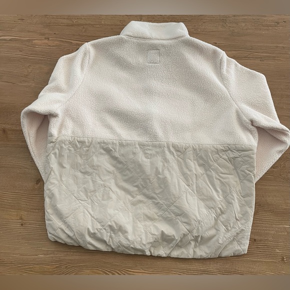 Vuori Women’s Highlands Sherpa Jacket Size Large Natural - Picture 6 of 7